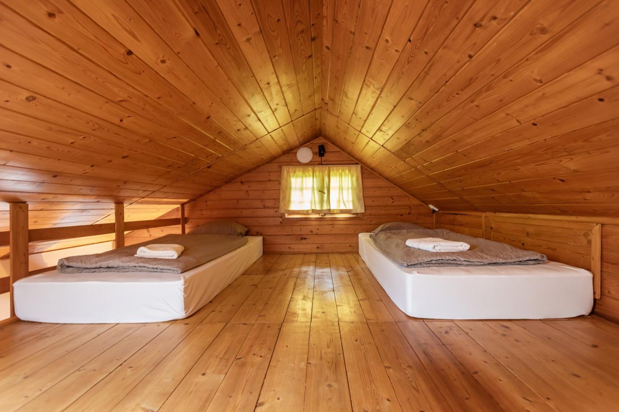 Private Summer House With Swimming Pool, Beach Bar And Pit For Football And Volleyball Hvezdonice Exterior foto